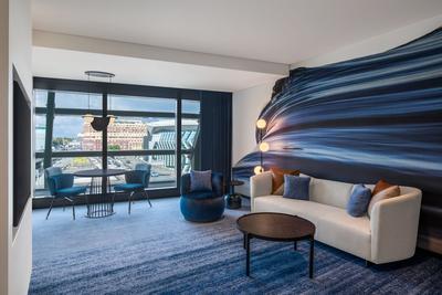 Superior Studio 2 Bedroom, City View, King:King