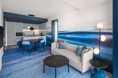 Superior Studio 2 Bedroom, City View, King:King