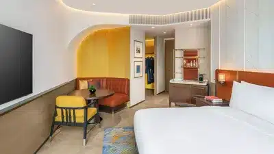 1 King Bed, Park Boulevard View
