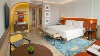 1 King Bed