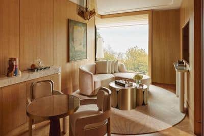 Corner Park Suite