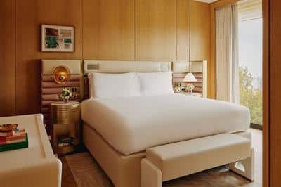Hyde Park Balcony Suite