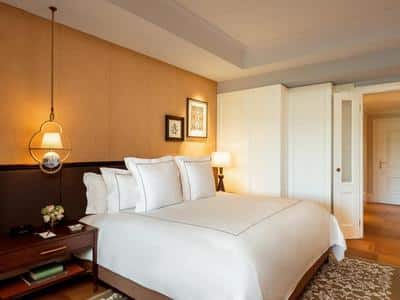Deluxe Junior Suite Lakeview