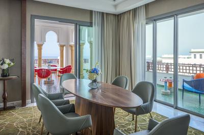 Turquoise Ocean-View Suite