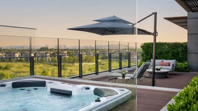 Penthouse Suite (East Wing)