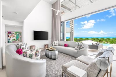 Grace Bay Six Bedroom Premium Ocean View