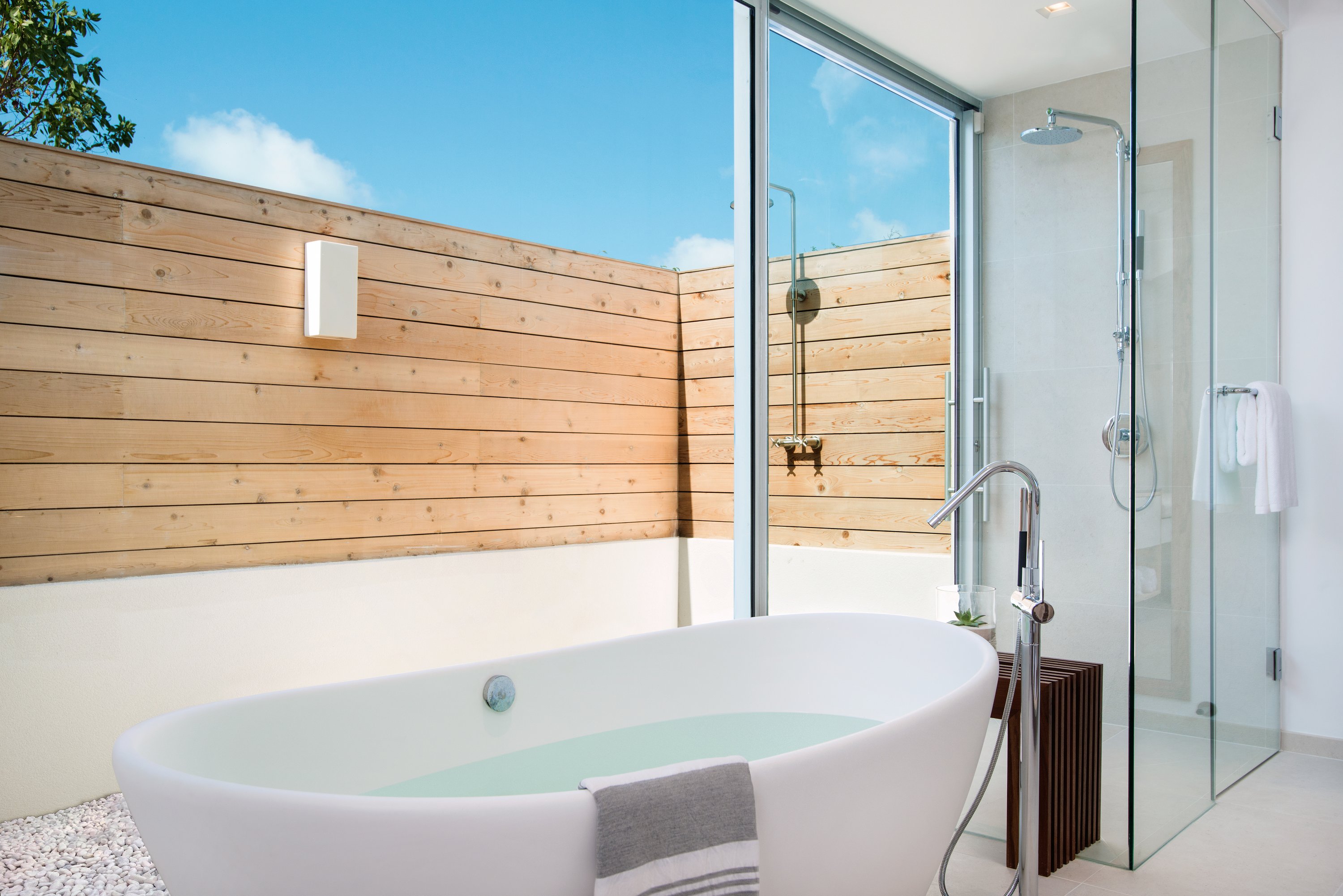 North Shore Five Bedroom Beachfront Villa