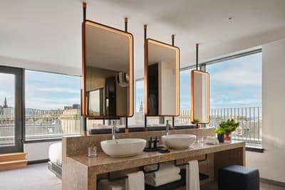 Premier Suite