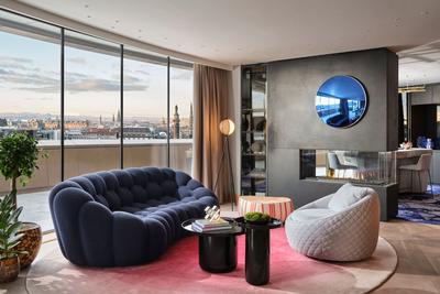 Penthouse Suite