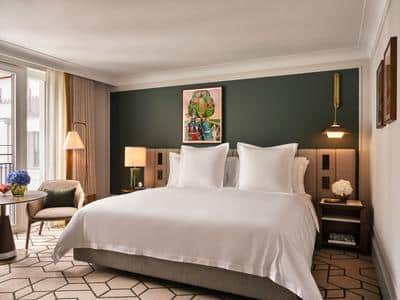 Deluxe Room King
