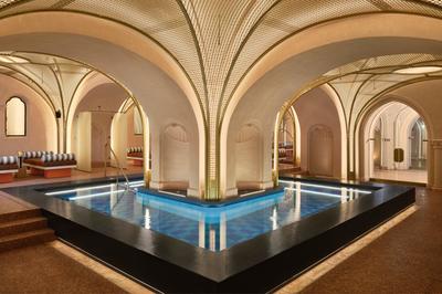 AWAY Spa