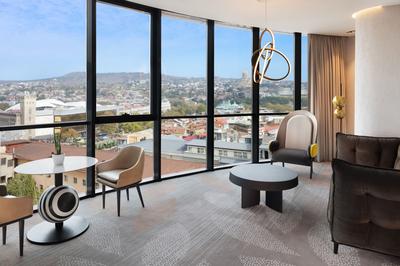Premium Suite
