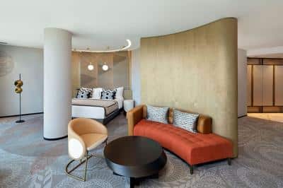 Club Suite