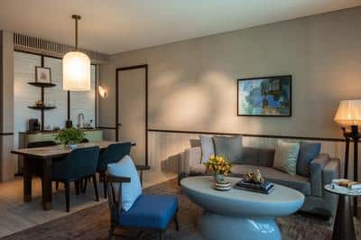 Deluxe Lagoon View Suite