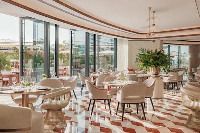 Commodore Restaurant