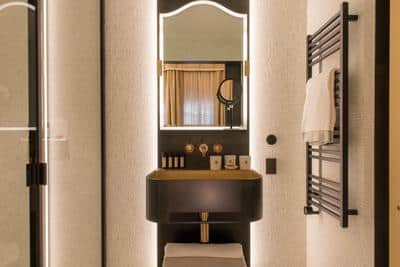 NOLV - 006 - Bathroom