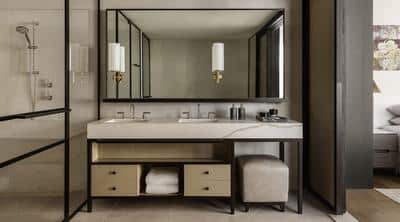 Premier King Accessible Room