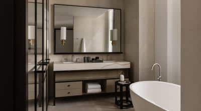 Premier King Room