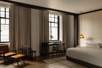 Premier King Room