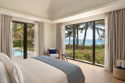 Oceanfront Pool Villa