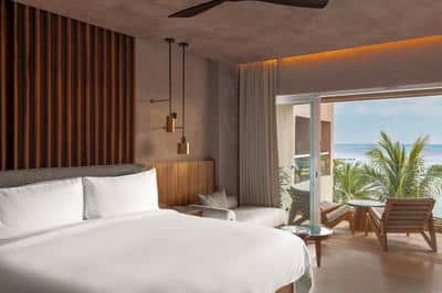 Deluxe Room, 1 King, Oceanfront