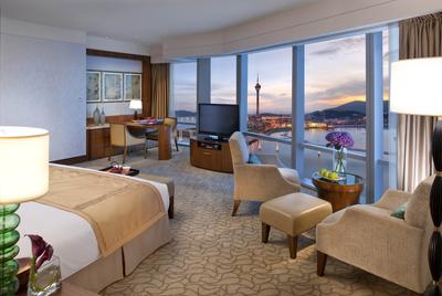 Premier Room