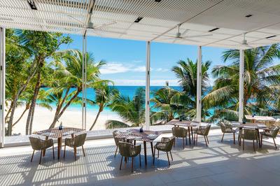 Le White Restaurant