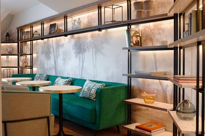 Executive Lounge
