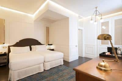 Deluxe Terrace Room