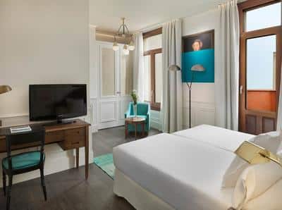 Deluxe Terrace Room