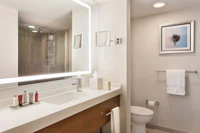 Oceanfront Deluxe Guest Room