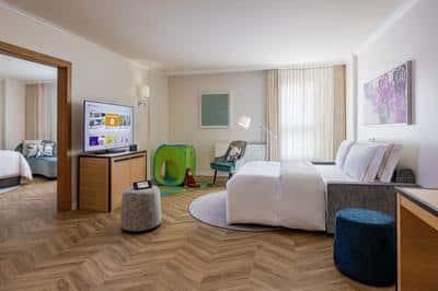 Westin Grand Apartment