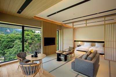 Corner Suite