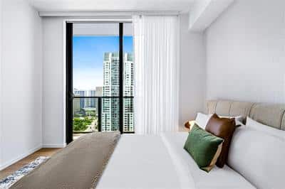 2KQO Bedroom