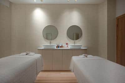 Clarins Spa