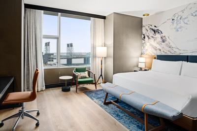 King, River View