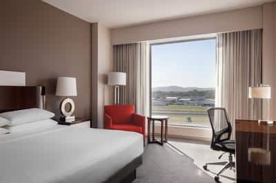Standard King, Guest Room
