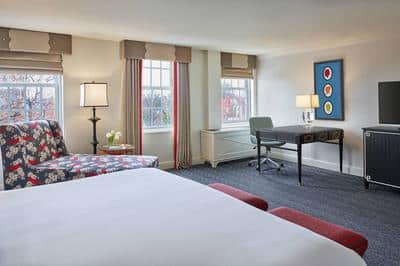 Whirlpool Guest Room