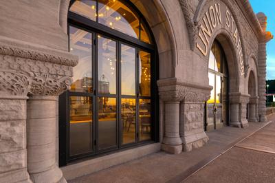 Stationairy Restaurant - Union Station Nashville