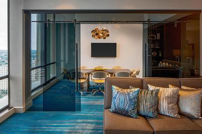 Club Lounge