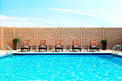Outdoor 5th Floor Pool