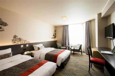 Guest room