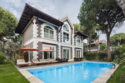 Albatross Villa