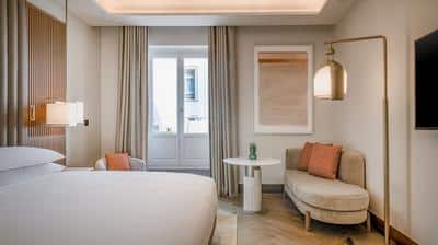 Deluxe City View Room