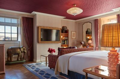 Penthouse Suite
