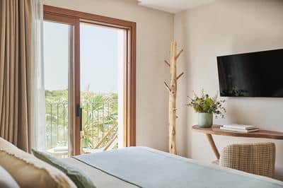 Double Room Pool View
