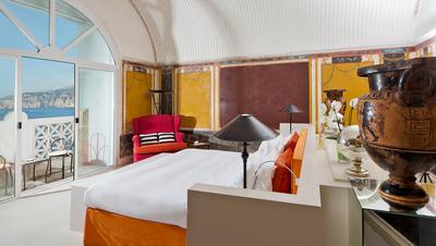 Pompeiana Suite