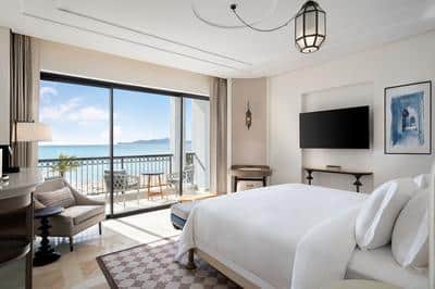 Superior Seafront Room with Balcony