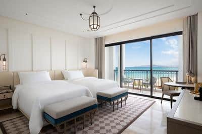 Superior Seafront Room with Balcony