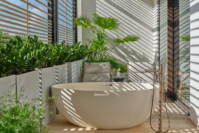 Spa - Treatment Room Bathtub